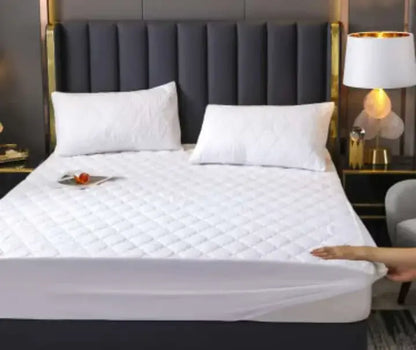 MATCOVER™: PROTECTOR PARA COLCHÓN ANTIFLUIDOS Y ACOLCHONADO + 2 FUNDAS PARA ALMOHADA GRATIS